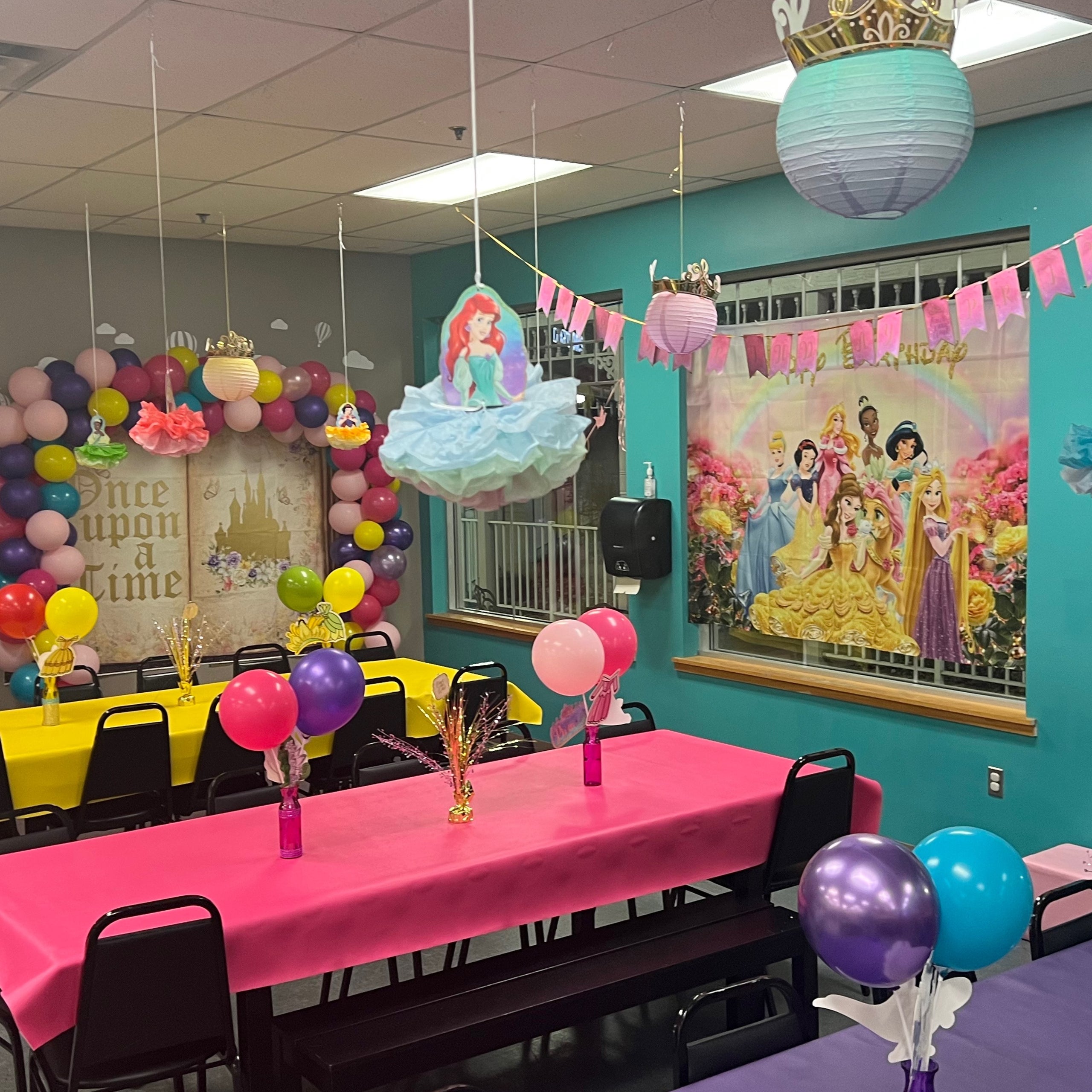 Add Theme, set up & clean up Jaxon's Playhouse LLC